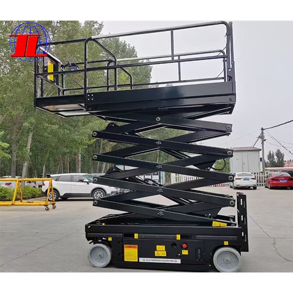 自行式高空作業(yè)車